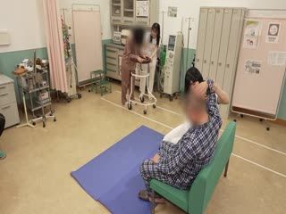 SDDE-688 県立トビジオ大学医学部附属病院 看護中はずっと潮吹きっぱなし＆失禁しまくり 激ピスされても平然